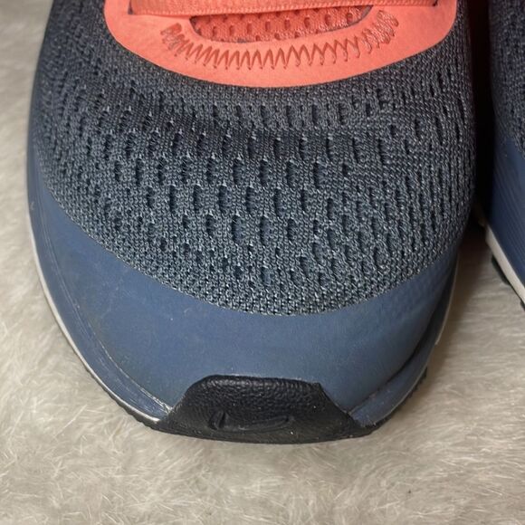 Nike shoes 7.5 (3725) - Picture 2 of 11